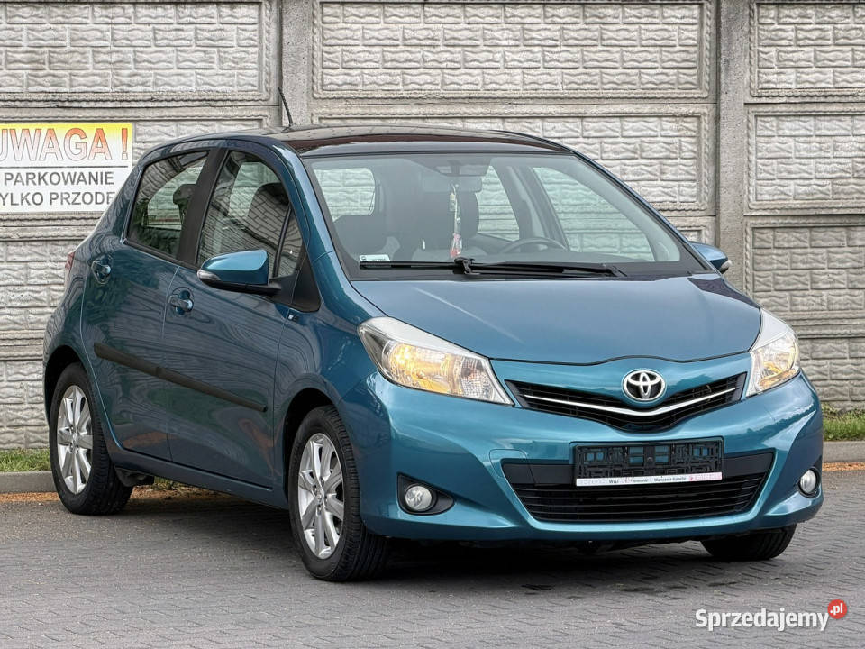 Toyota Yaris 133i 99 SollNawigacjaKamera nawigacja Węgrów