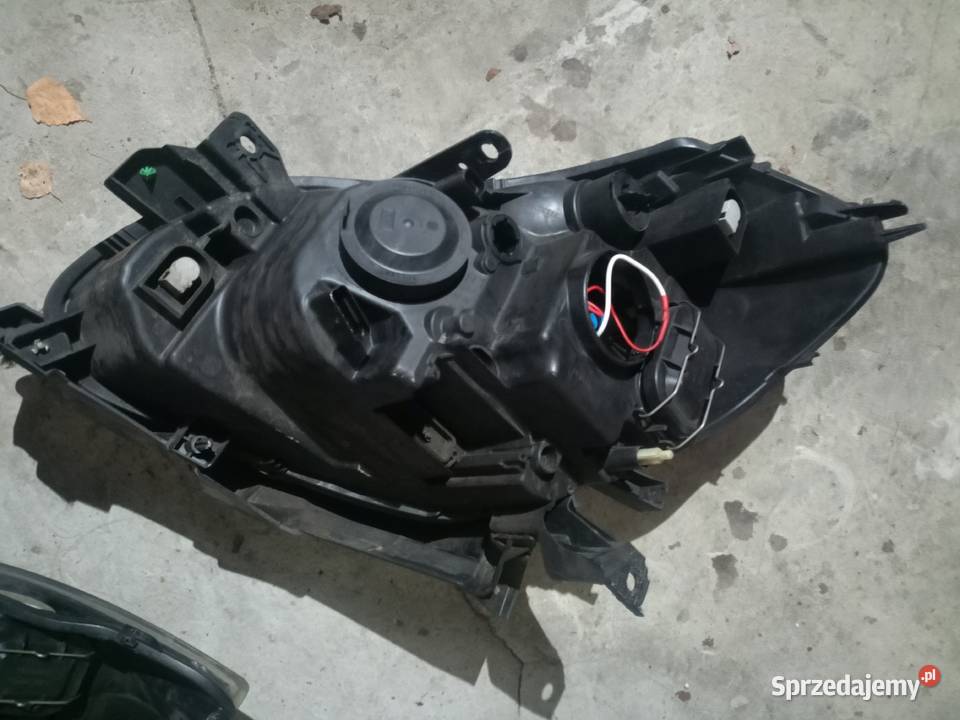 Lampy przód soczewka doświetlanie zakrętu clio3 śląskie Kłomnice