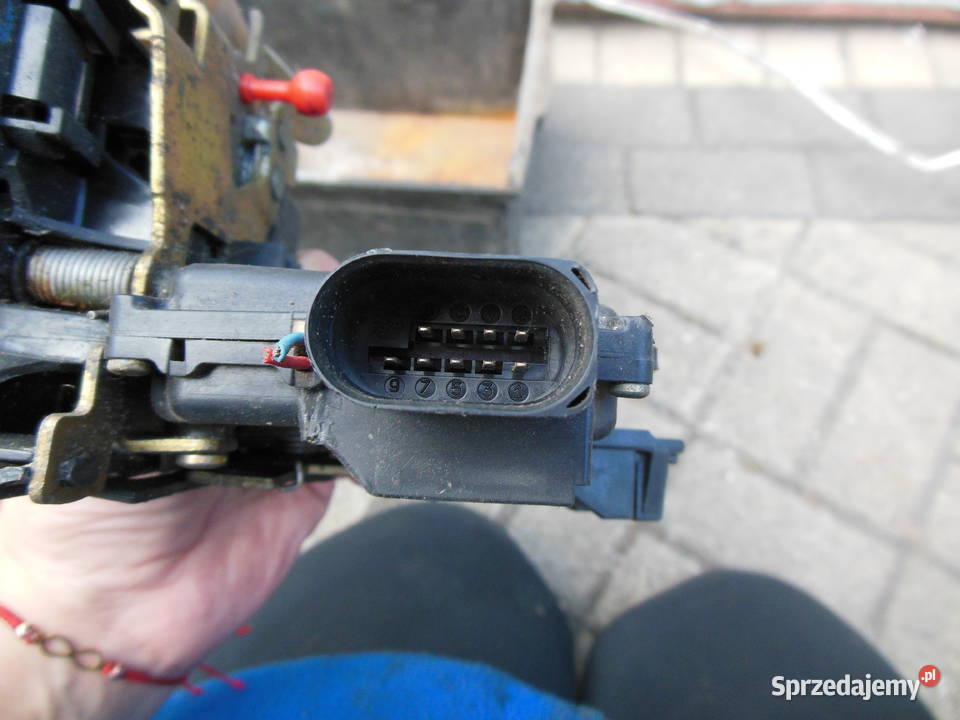 AUDI A6 C5 ZAMEK DRZWI PRZÓD PRAWY 9 PIN EU Kozy