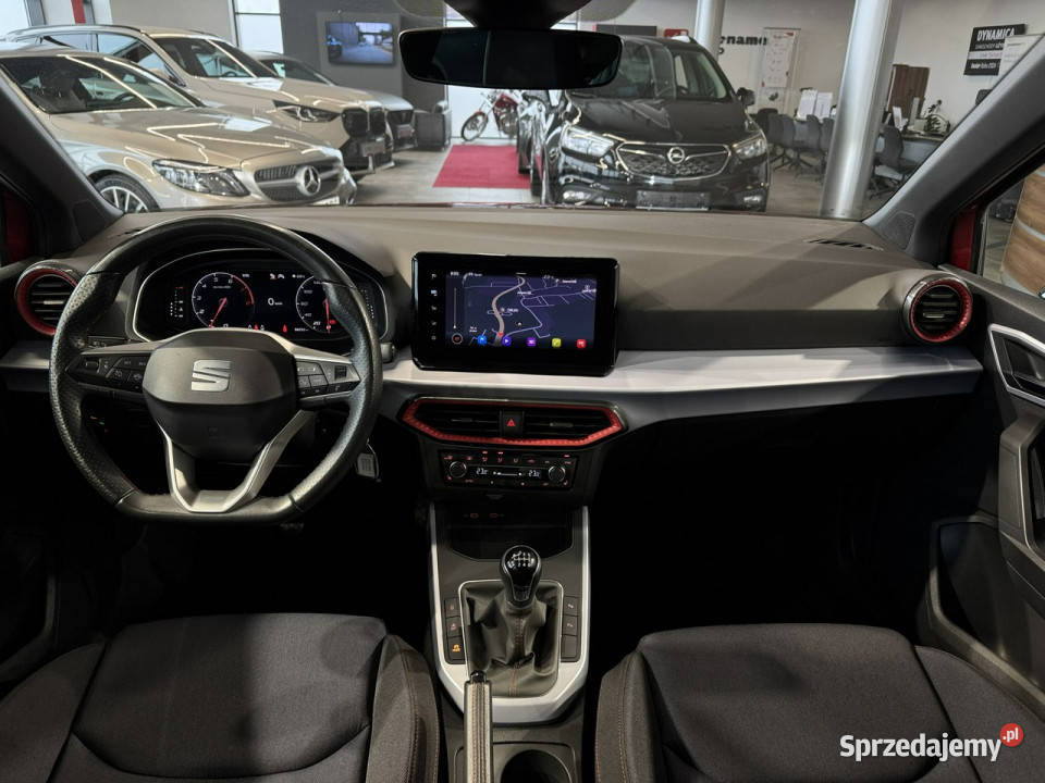 Seat Arona VAT 23 FR 10TSI 110 M6 2021 r salon I światła LED Myślenice