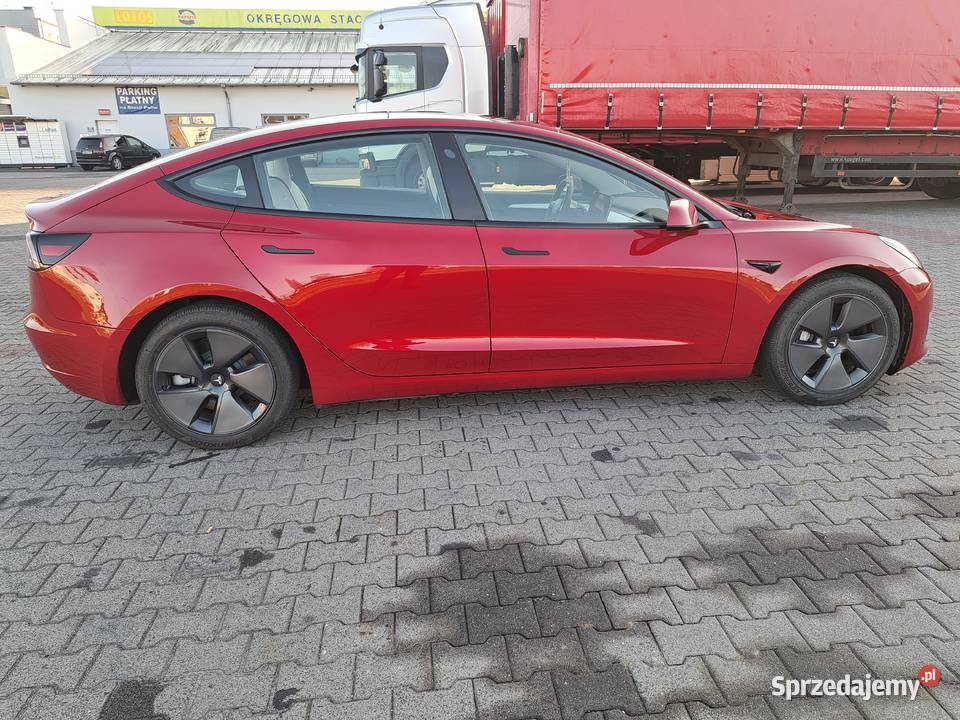 Tesla 3 SR 2022r lift bateria lfp mały przebieg Rawicz sprzedam