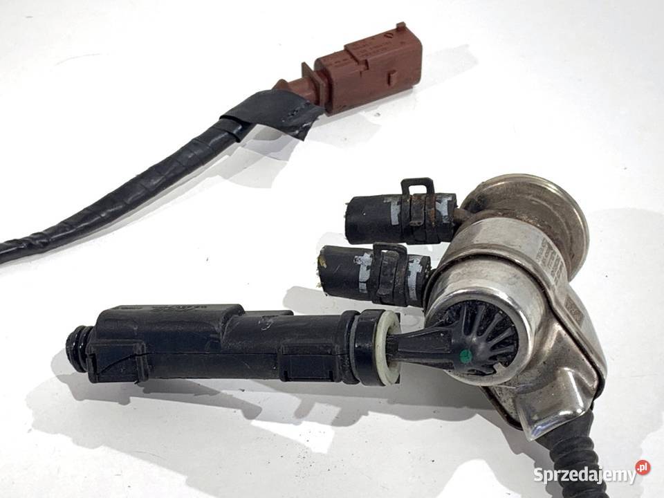 WTRYSKIWACZ SCR AUDI A4 B9 04L131113J 20 150