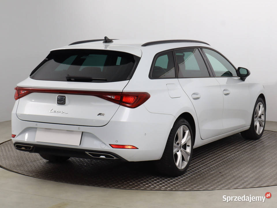 Seat Leon 15 TSI światła LED