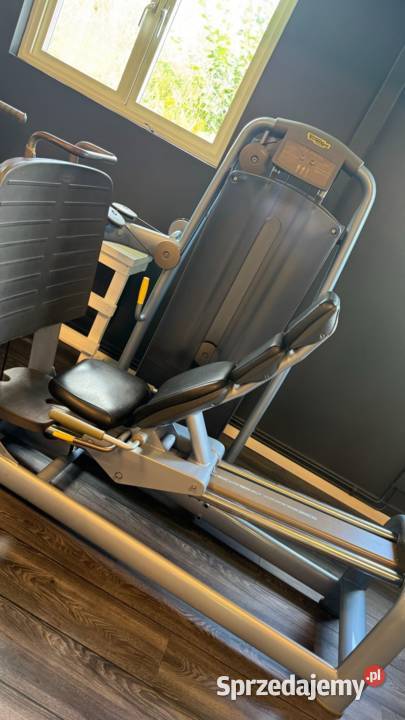 Zestaw maszyn Technogym Selection 17 sztuk zachodniopomorskie Wałcz