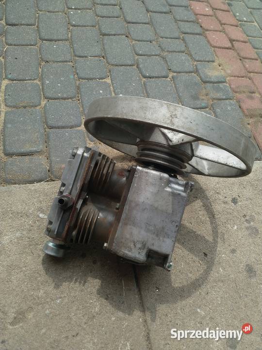 Kompresor powietrza dwutłokowy Części samochodowe Kolno sprzedam