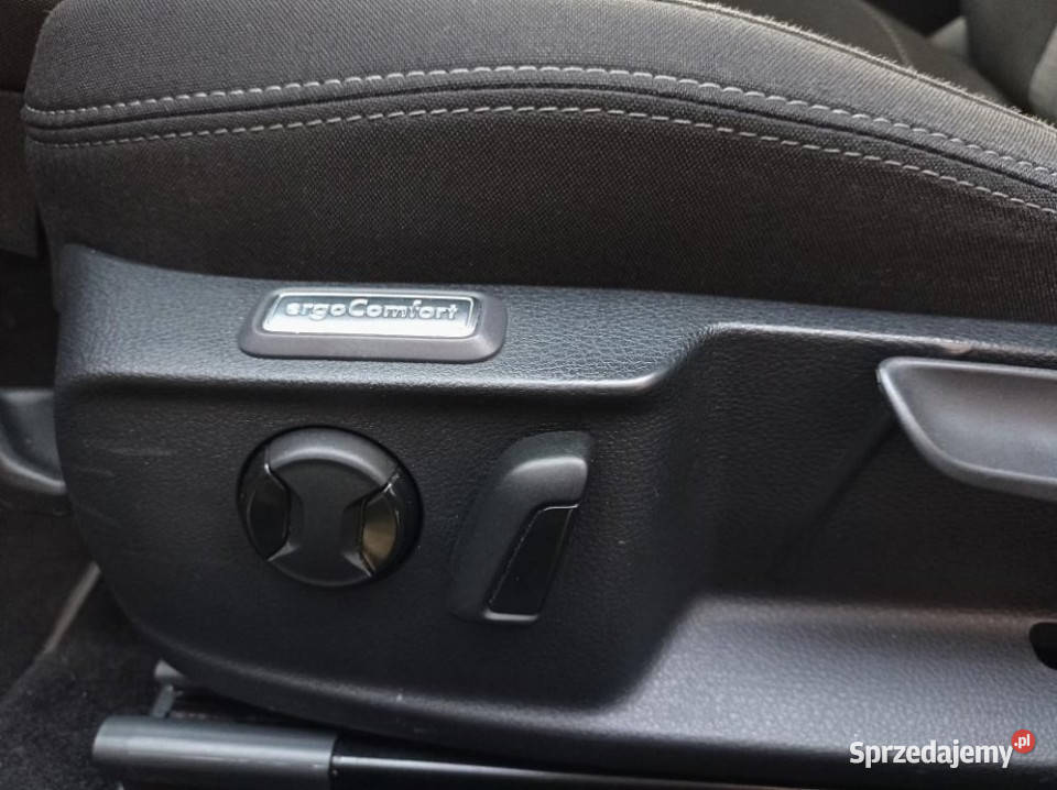 Volkswagen Passat 2022r FV23 Kamera ElKlapa Kraków