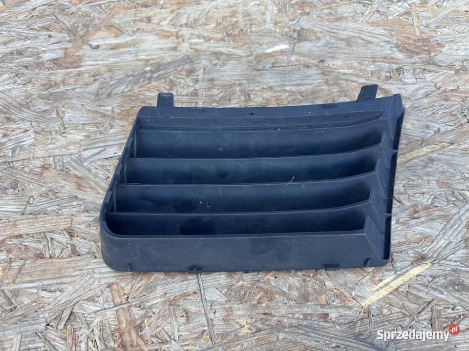 Kratka nerka grill atrapa przód prawa Seat Międzychód