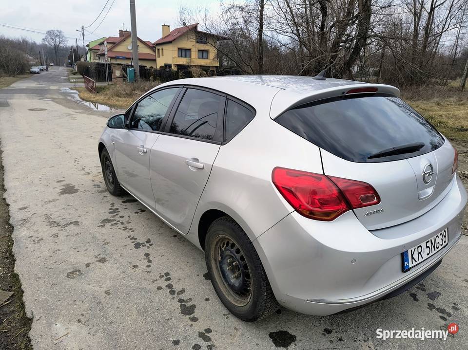 Sprzedam Astrę J 14 T 2016 Kraków