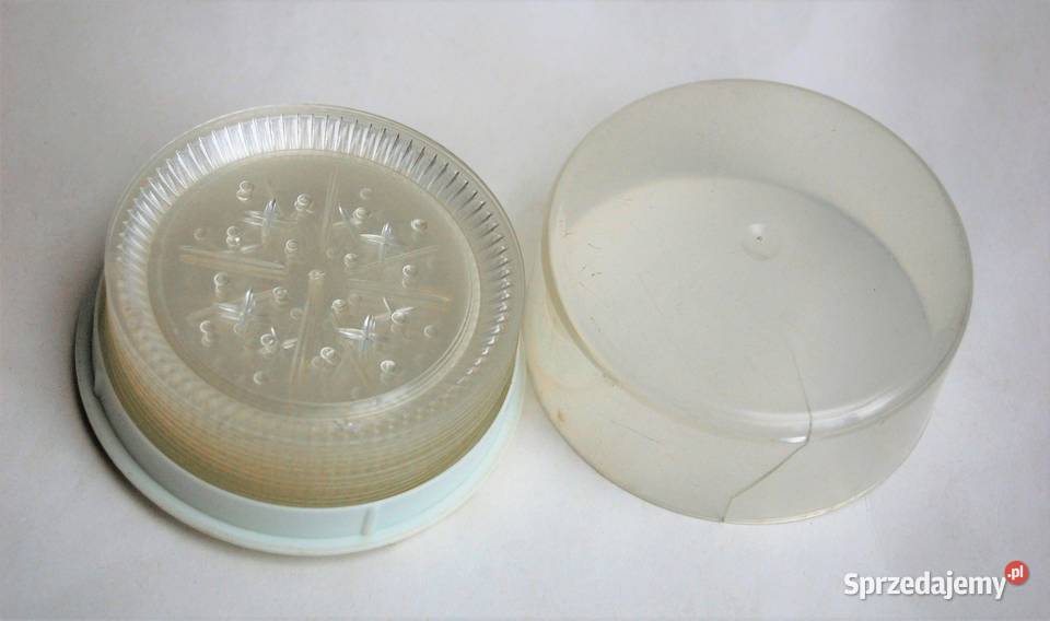 Talerzyki plastikowe w pudełku komplet PRL Akcesoria kuchenne lubelskie Lublin sprzedam