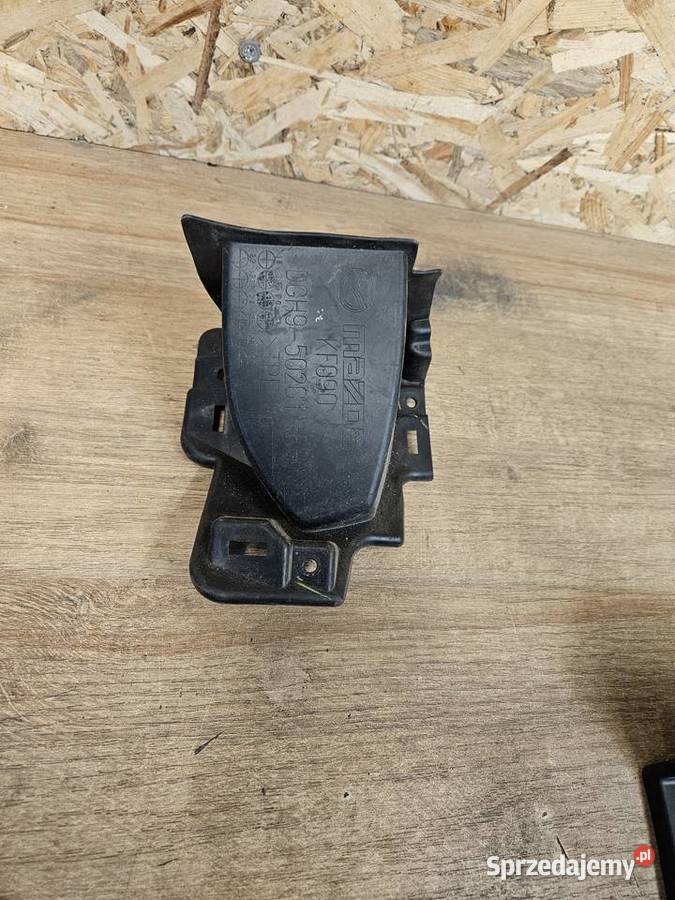 MAZDA CX30 KIEROWNICA POWIETRZA PRAWA DG9H502G1