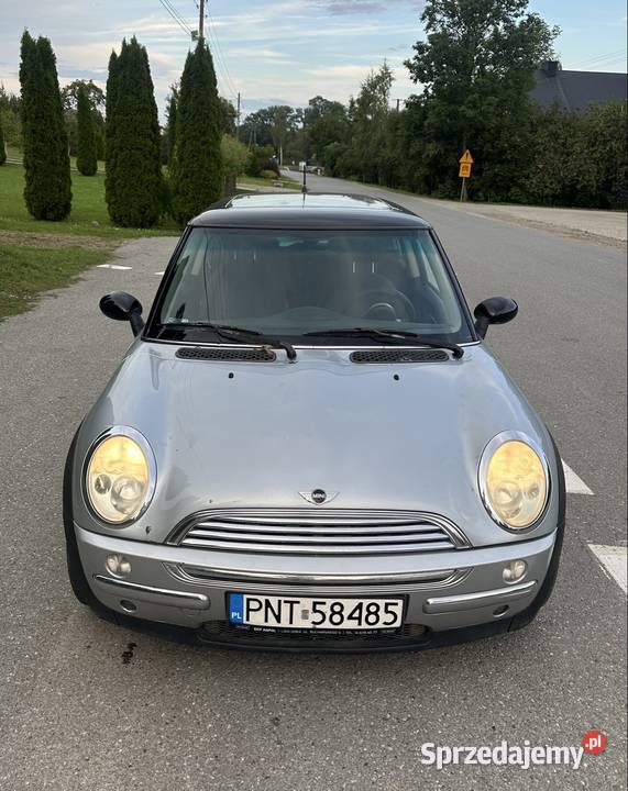Mini cooper 16 benzyna 2002r Strzegocice