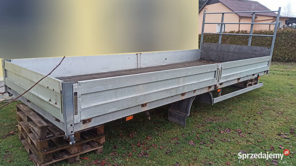 Skrzynia ładunkowa paka zabudowa burtowa iveco