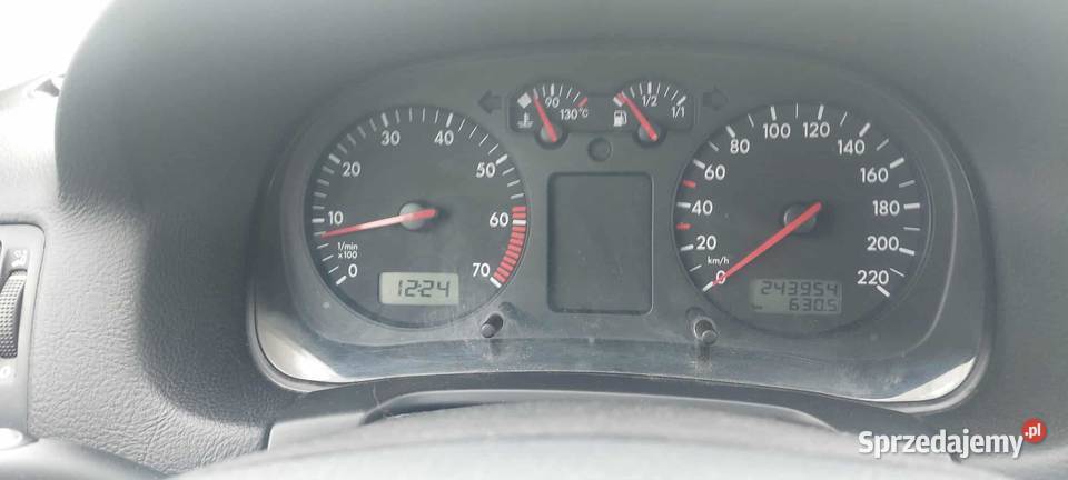 VW Golf 4 2002r Klima 14 benzyna Zadbany Rok produkcji 2002 Golf Boguchwała