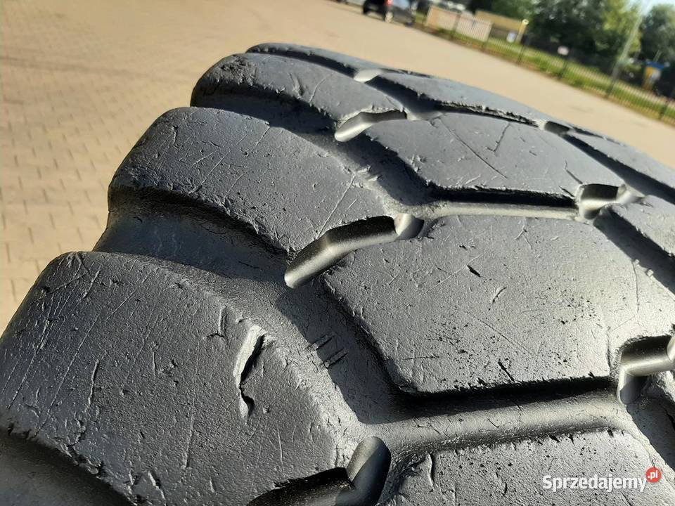 Opona używana przemysłowa 175R25 GOODYEAR RT38 Do maszyn budowlanych Zaścianki