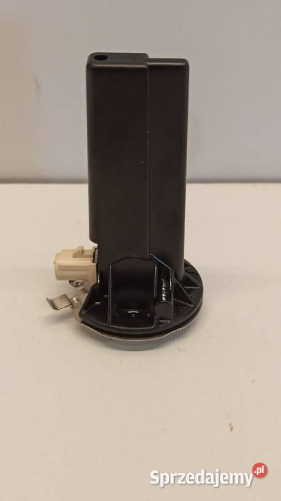 WZMACNIACZ ANTENA RADIA MERCEDES W213 W172