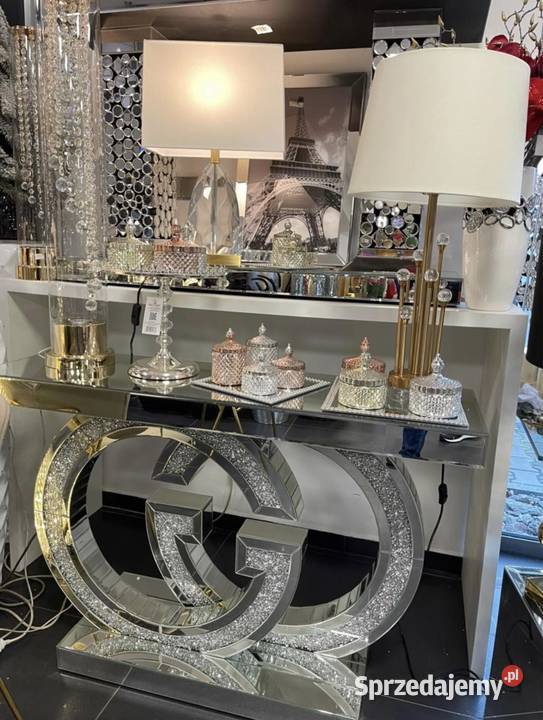 Nowoczesna lustrzana konsola Glamour z Konsole Nowy Sącz