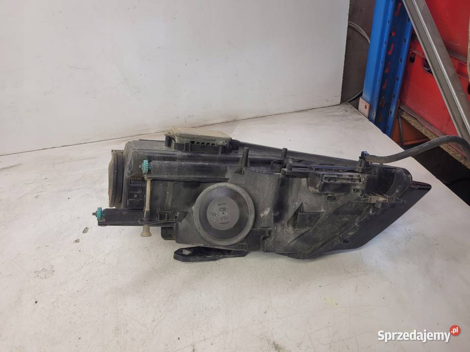 REFLEKTOR PRAWY XENON AUDI A3 8P LIFT Motoryzacja sprzedam