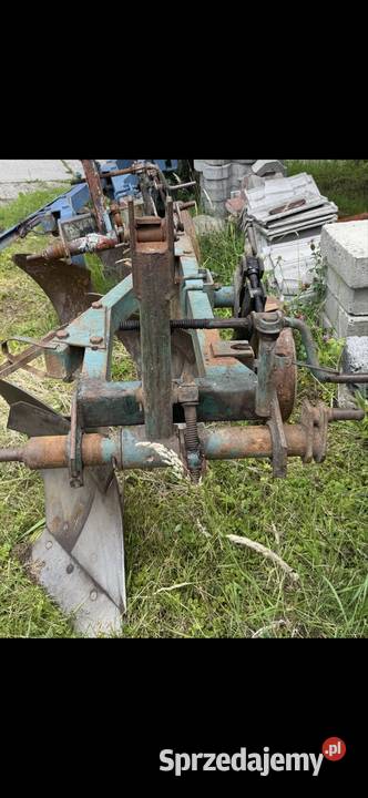Sprzedam plug 2 skibowy nieuszkodzony Pługi Bochnia sprzedam