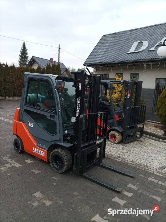 Wózek widłowy TOYOTA 8FGKF20 widlak duplex 2t Brzeźnica sprzedam