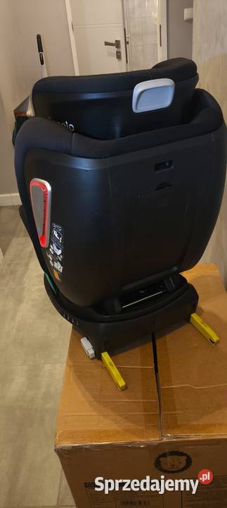 Fotelik samochodowy 018 z bazą ISOFIX regulowany 0-18kg Pozostałe dolnośląskie Kłodzko