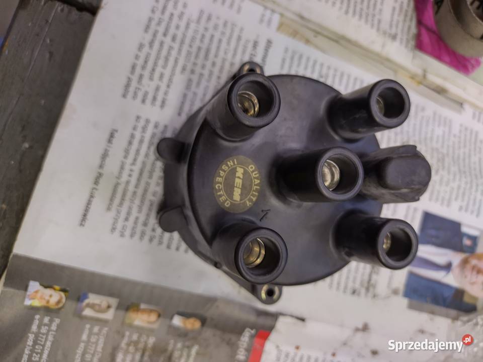 Kopułka rozdzielacza zapłonu Nissan Ford Suzuki Suchowola