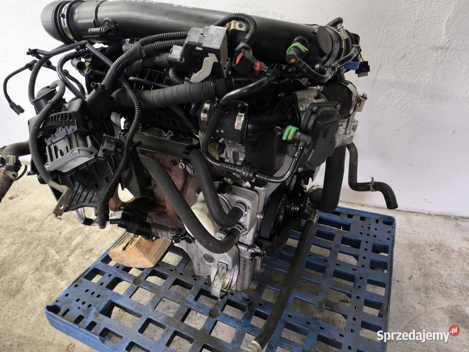SILNIK KOMPLETNY FORD FIESTA MK7 LIFT 10 SFJC Silniki kompletne