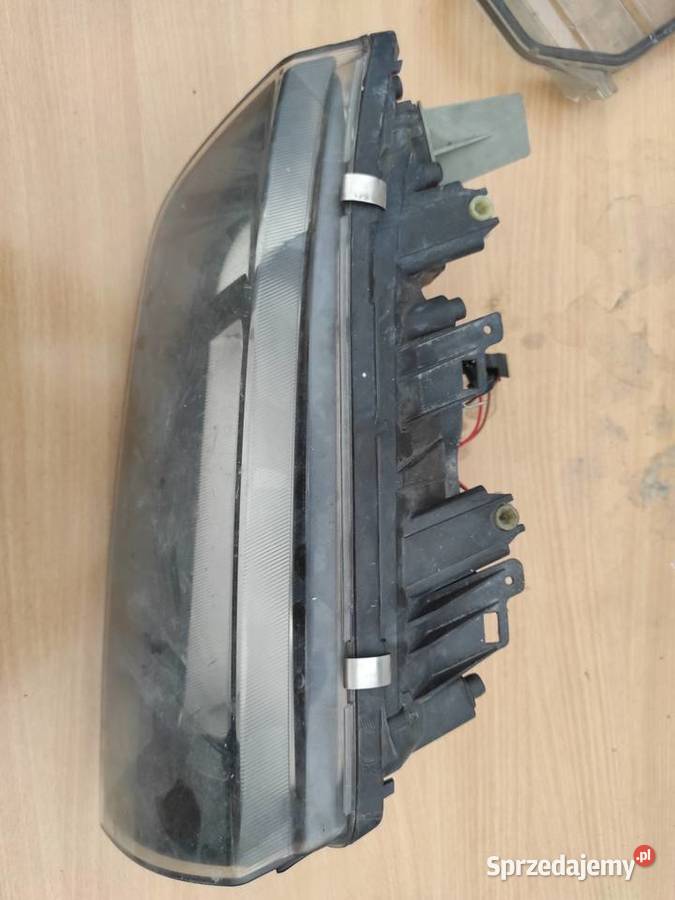 REFLEKTOR LAMPA SKODA FABIA I 9906 Olsztyn sprzedam