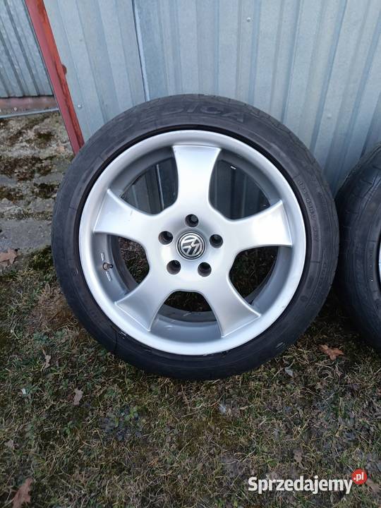 Felgi koła 5x112 17 grupa vag z oponami 22545 Samochodowe Starachowice sprzedam