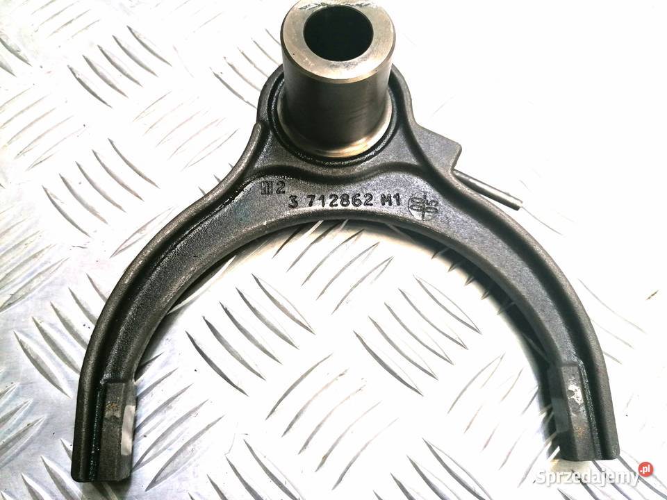 Widełka żółwzając Massey Ferguson 813081408150 nieuszkodzony Drohiczyn sprzedam