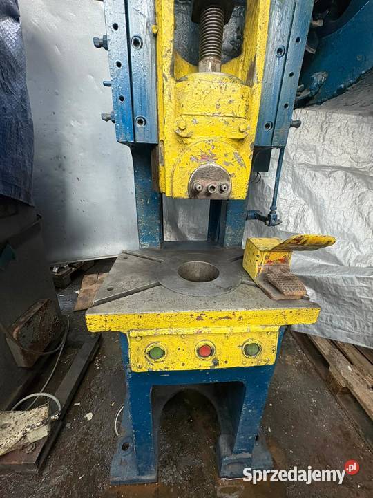 Prasa mimośrodowa PMS 16 Mimośrodówka produkcji kujawsko-pomorskie Bydgoszcz