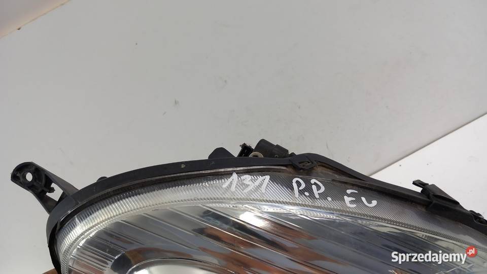 NISSAN MICRA K12 LAMPA PRZÓD PRAWA EU Zbierkowo