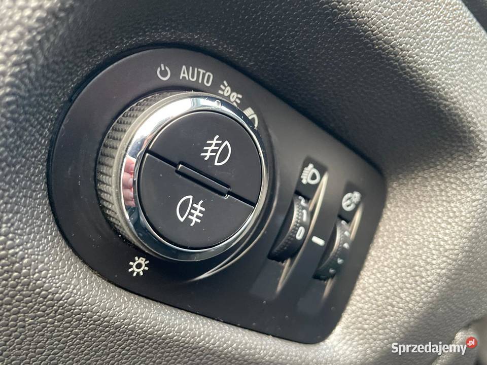 Opel Corsa D lift 14 100 czujnik zmierzchu Corsa Wadowice sprzedam