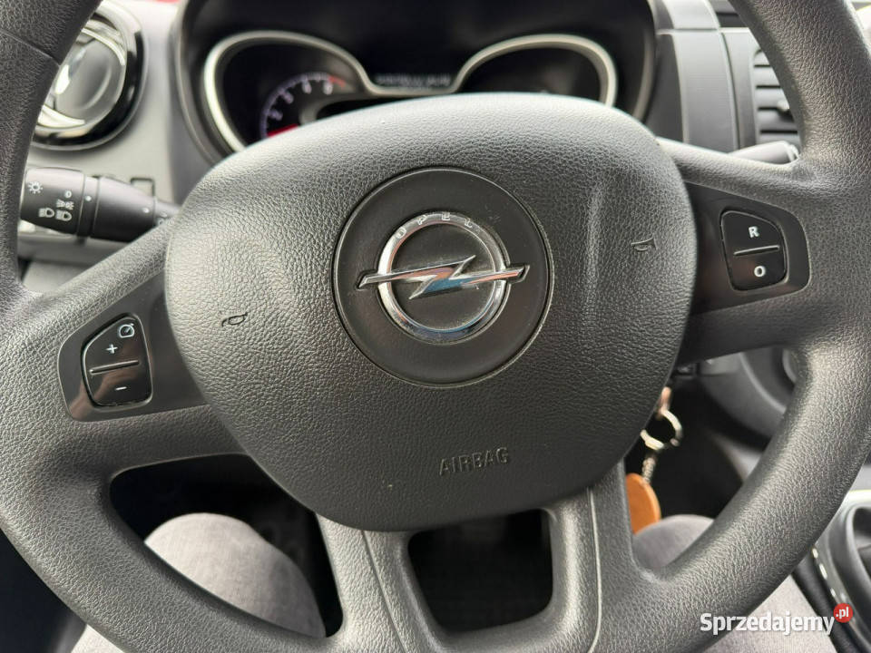 Opel Vivaro 16 120 9 osobowy klima Nawiewy II Łodygowice