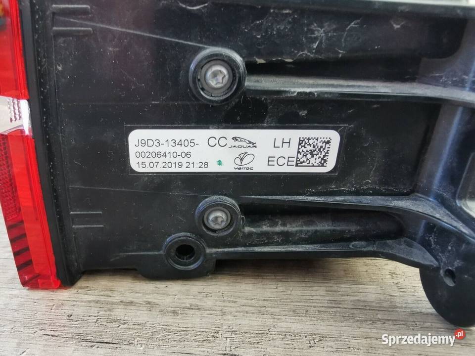 LAMPA TYLNA LEWA JAGUAR IPACE J9D313405CC Oświetlenie Świerzawa