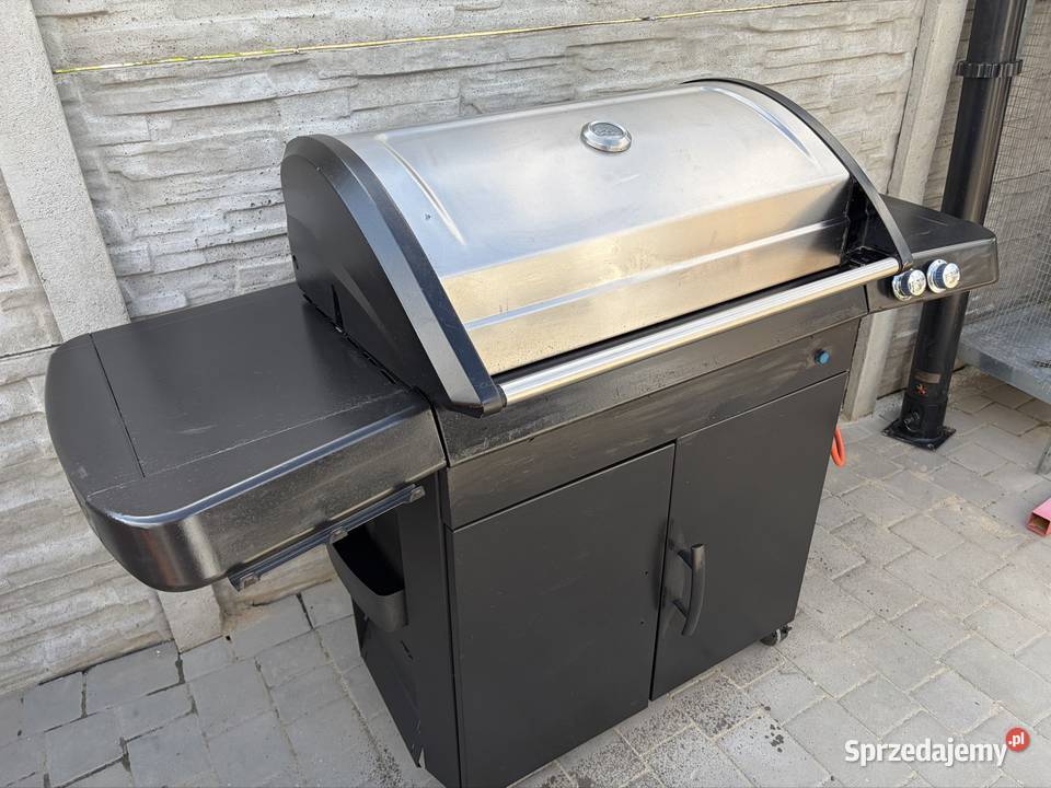 Piękny duży grill gazowy firmy Grille i wędzarnie Ostrów Wielkopolski