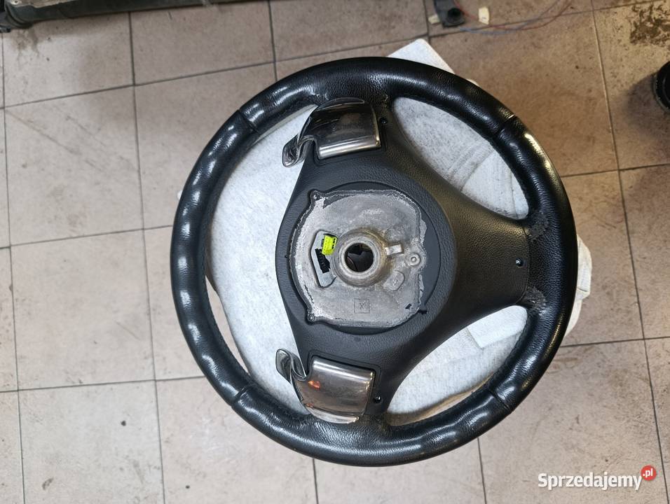Kierownica z łopatkami BMW e8x e9x Wyposażenie wnętrza Borków