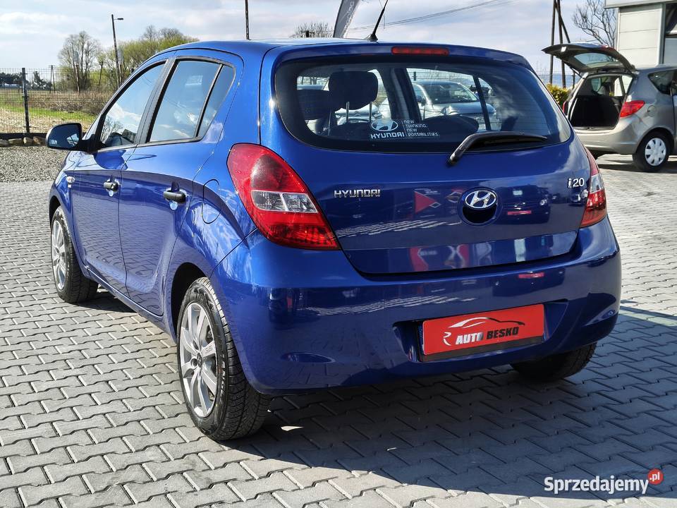 Hyundai I20 Zadbany Zarejestrowany Ładny Kolor lakier metallic i20 Zarszyn sprzedam