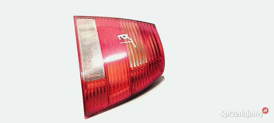LAMPA PRAWA TYŁ VOLKSWAGEN BORA