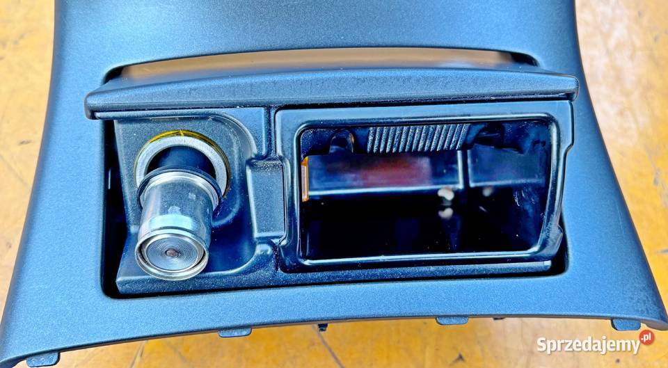 TOYOTA AVENSIS T25 OSŁONA POPIELNICZKI Radom