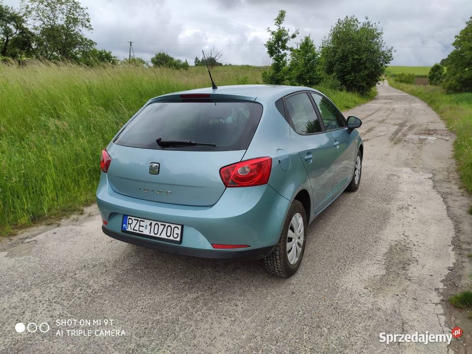 Seat Ibiza 14 MPI 2009r grzane fotele 4/5 Rzeszów