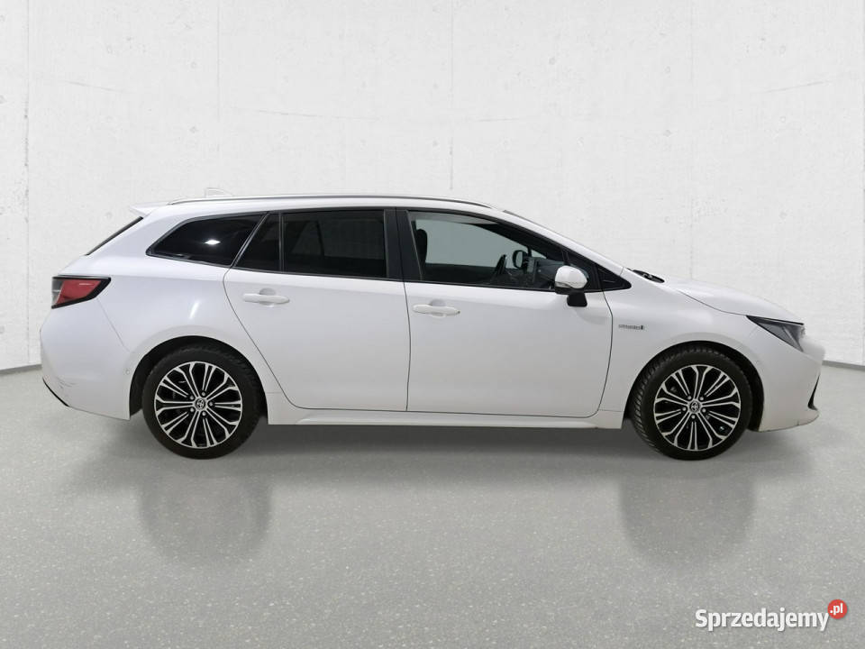 Toyota Corolla Seria E16 2012 automatyczna Komorniki