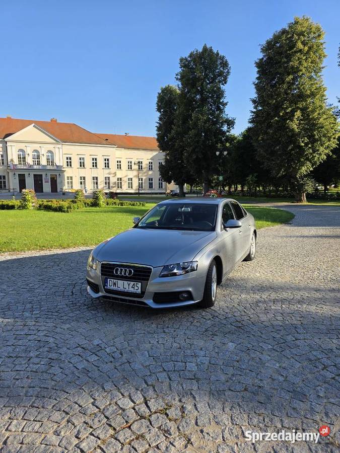 Audi a4 b8 Sedan szary 2010 stan idealny 136KM A4 Brzeg Dolny