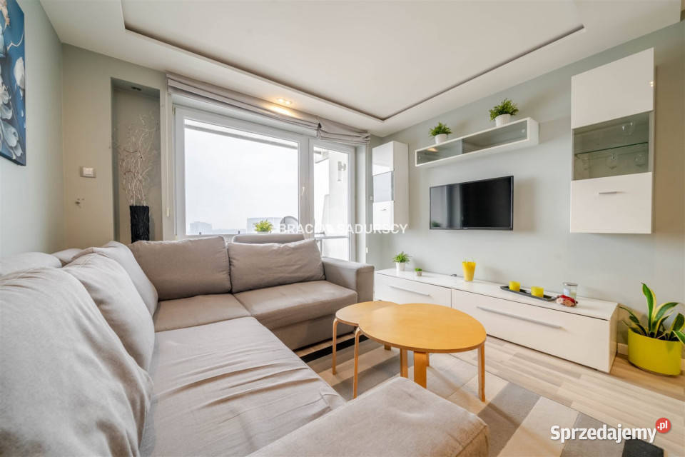 Mieszkanie 64m2 3pokojowe Kraków Rok budowy 1986