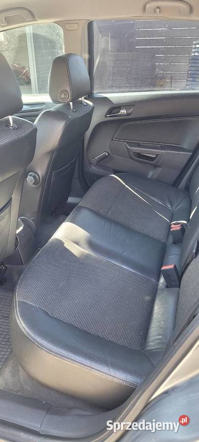 Opel Astra H 18 benzyna 2004r Dubiecko sprzedam