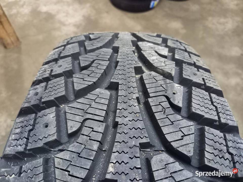 2x Opona NIEUŻYWANA ZIMOWA 23560R17 HANKOOK 319 Zaścianki
