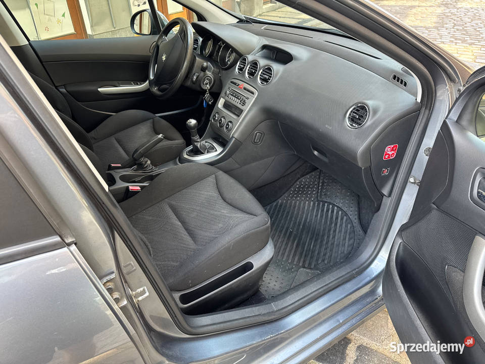 Peugeot 308 16 HDi 126 W jednej rodzinie nowości manualna wielkopolskie Poznań