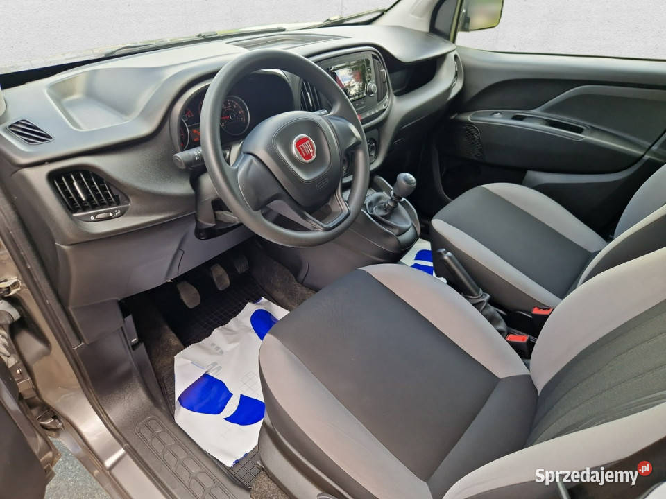 Fiat Doblo 16 MJ Dynamic Z polskiego salonu Zarejestrowany w Polsce Warszawa sprzedam