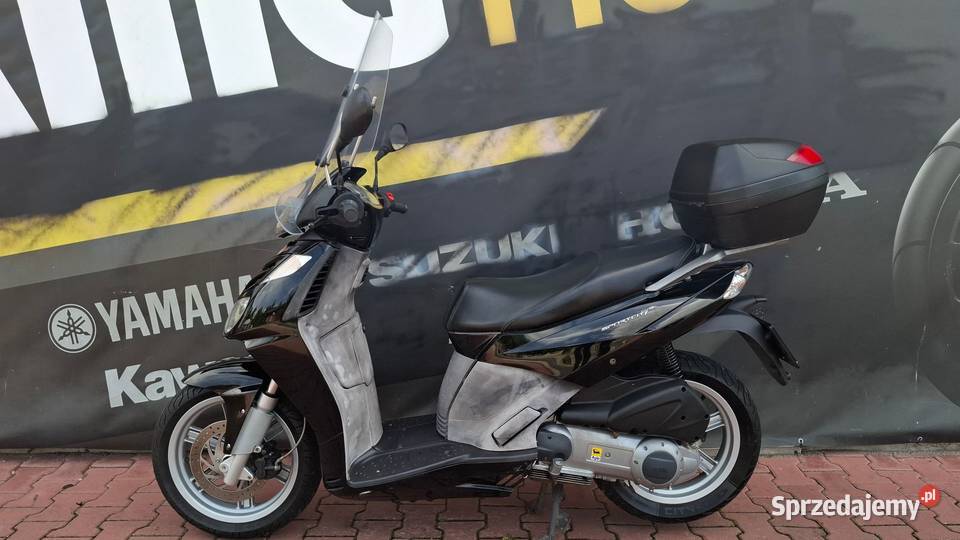Aprilia Sportcity 2009 skuter Motocykle, skutery, quady