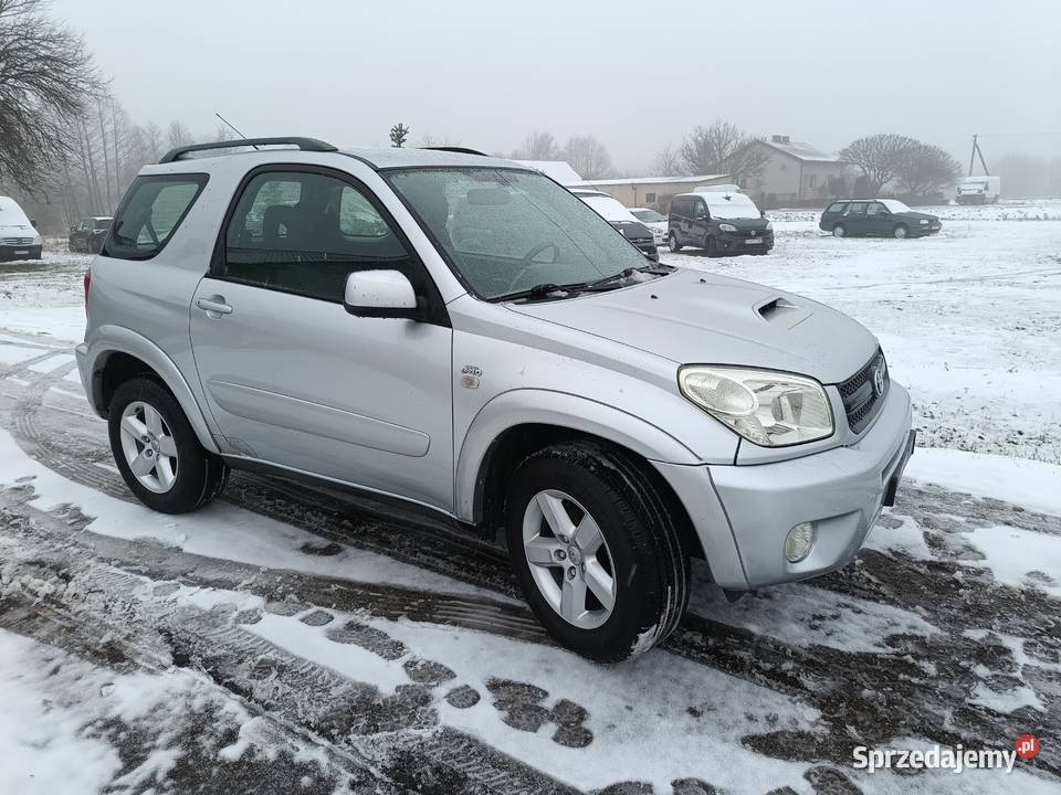 Toyota RAV4 3 drzwi 20 d4D 4x4 2/3 Podkonice Miejskie