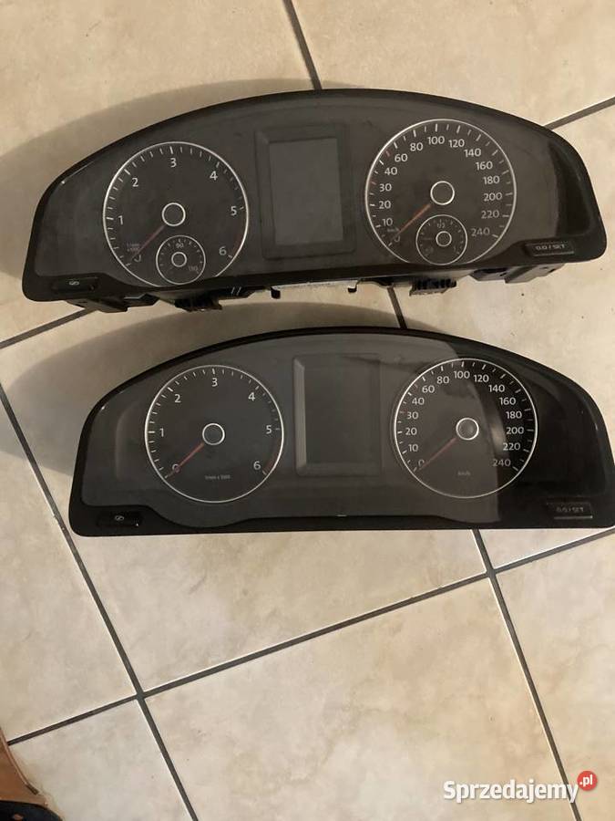 VW T5 20 TDI LICZNIK 7E0920860A